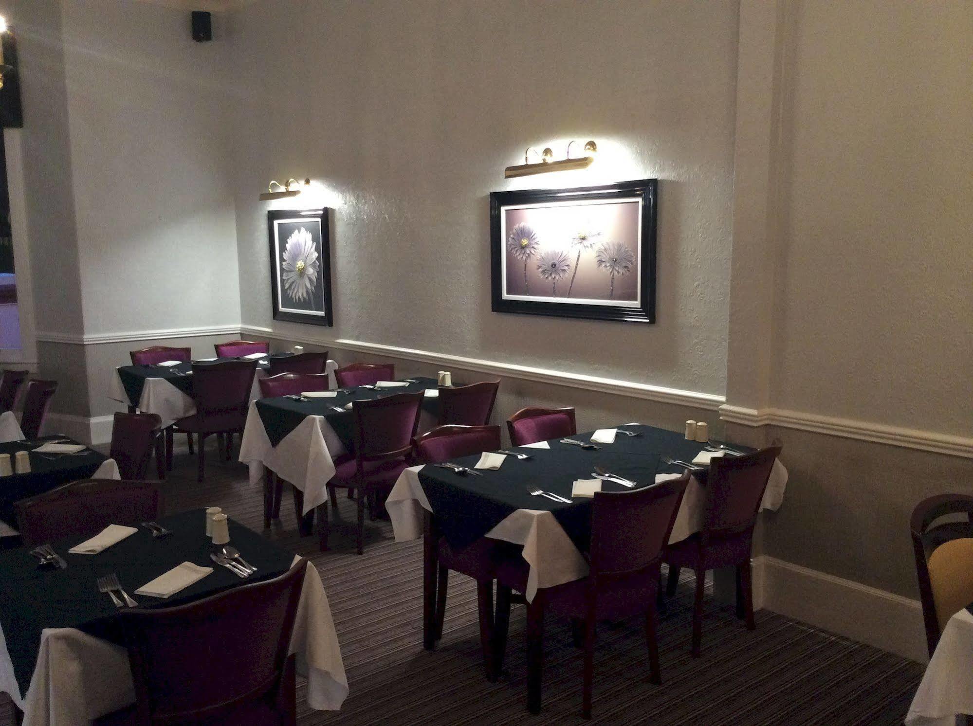 Taychreggan Hotel Dundee Eksteriør billede