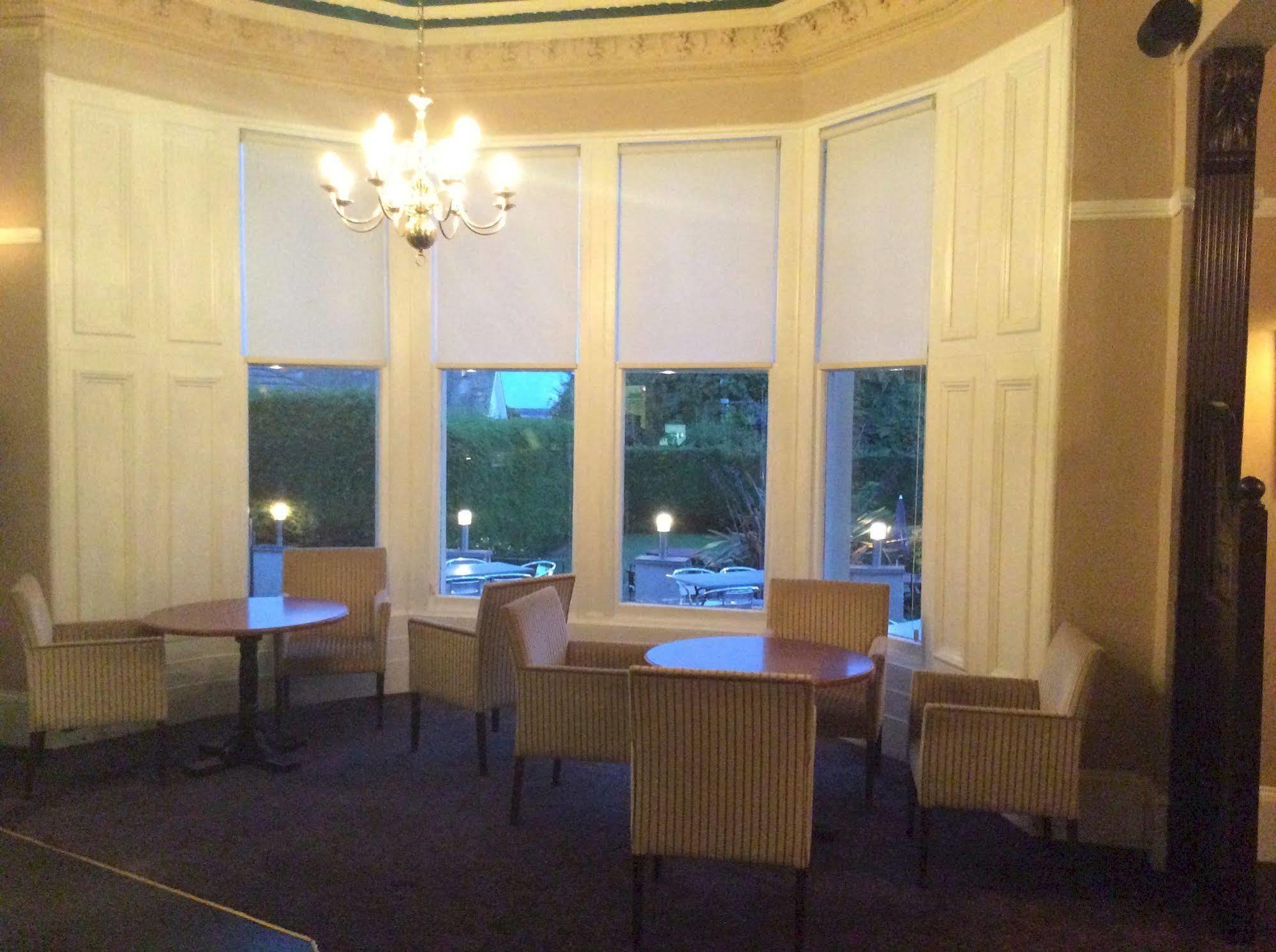 Taychreggan Hotel Dundee Eksteriør billede